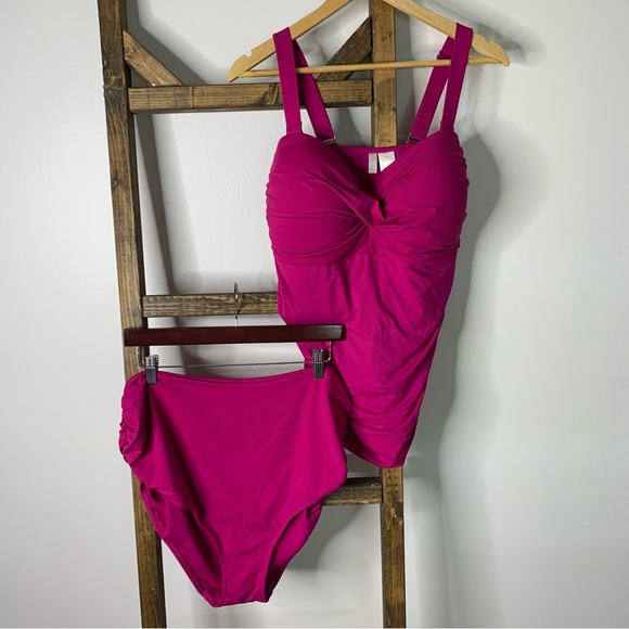 Anne Cole Two Piece Tankini Swimsuit with Scoop Neckline - Picture 1 of 9